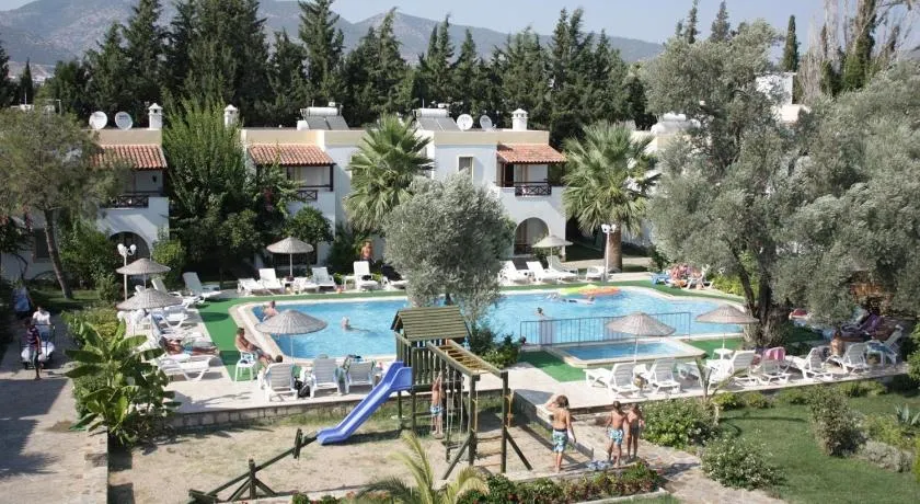 Toloman Bitezpark Apartments - Image 1