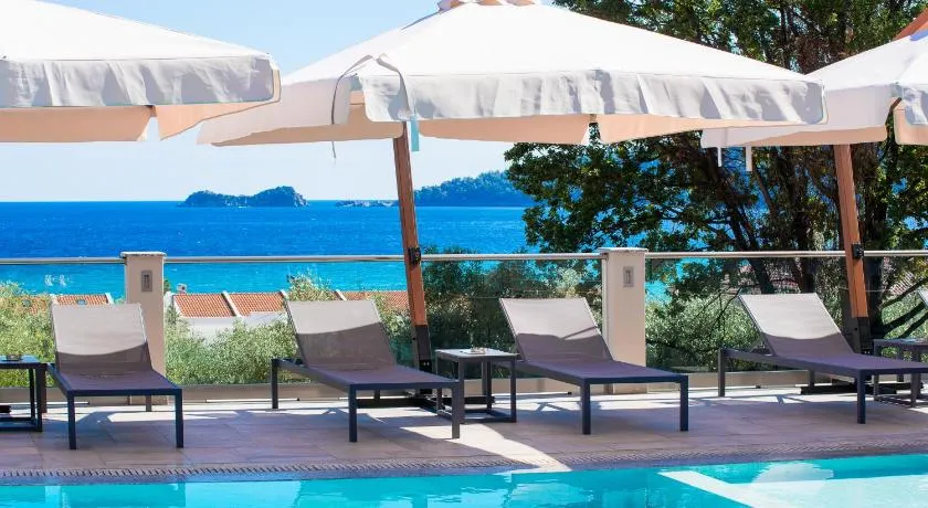 Semiramis Luxury Suites - Image 1