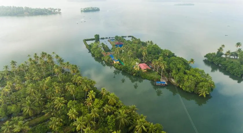 Munroe Eco Camp - Image 1