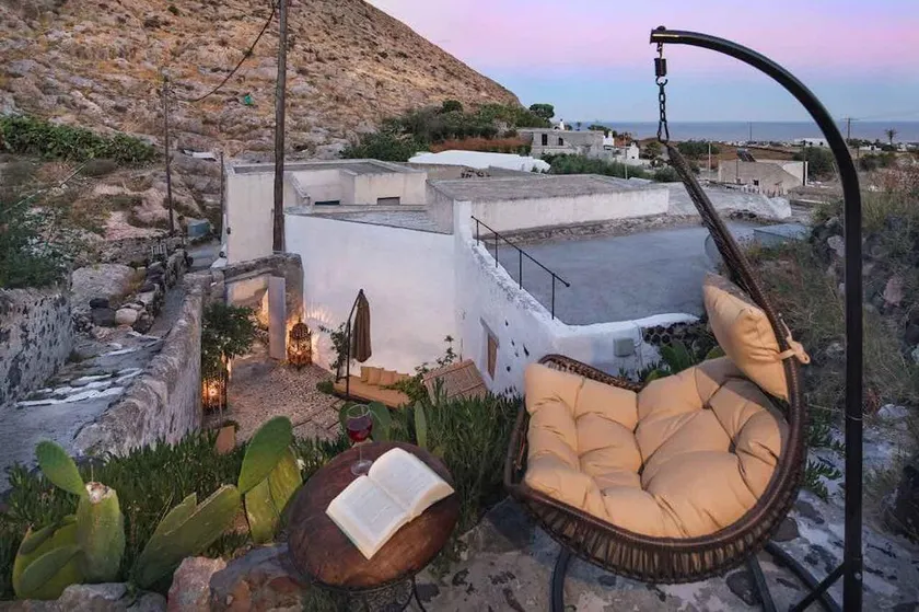 Dandy Cave Villa - Romantic Private & Luxurious - Waterfall Pool - Hot Tub -Up to 8 People - Image 1