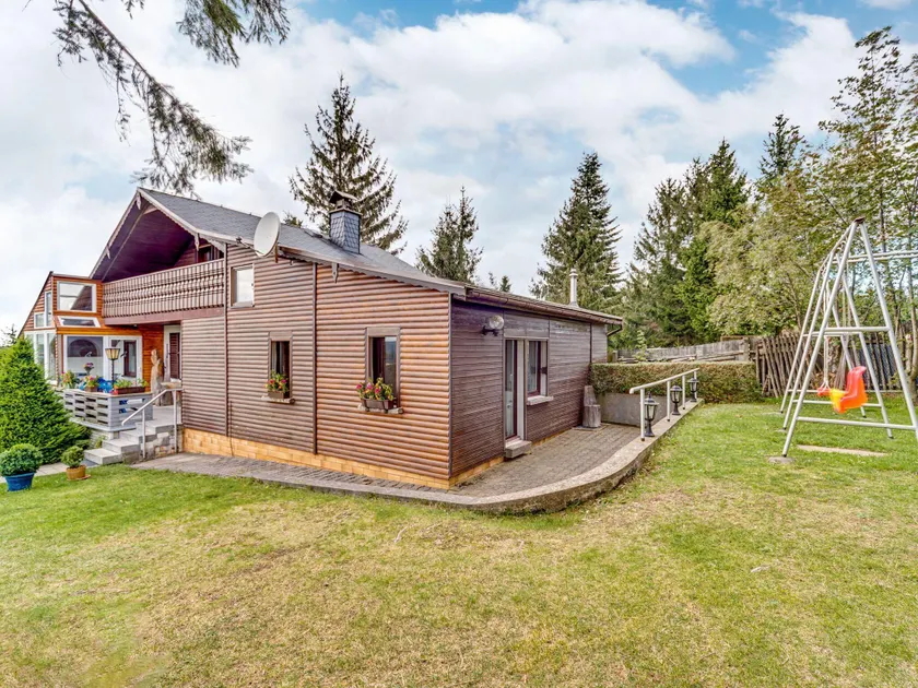 Charming Holiday Home in Neustadt am Rennsteig with Sauna - Image 1