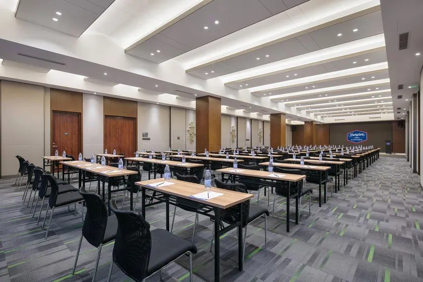 Hampton by Hilton Gu'an New Airport - Image 1