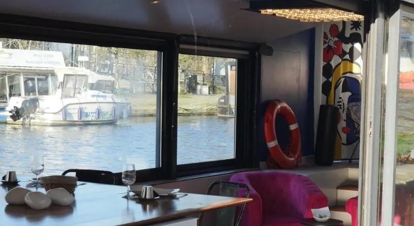 Péniche ! Amours Le Dô Karina Bisch 2019 - Image 1