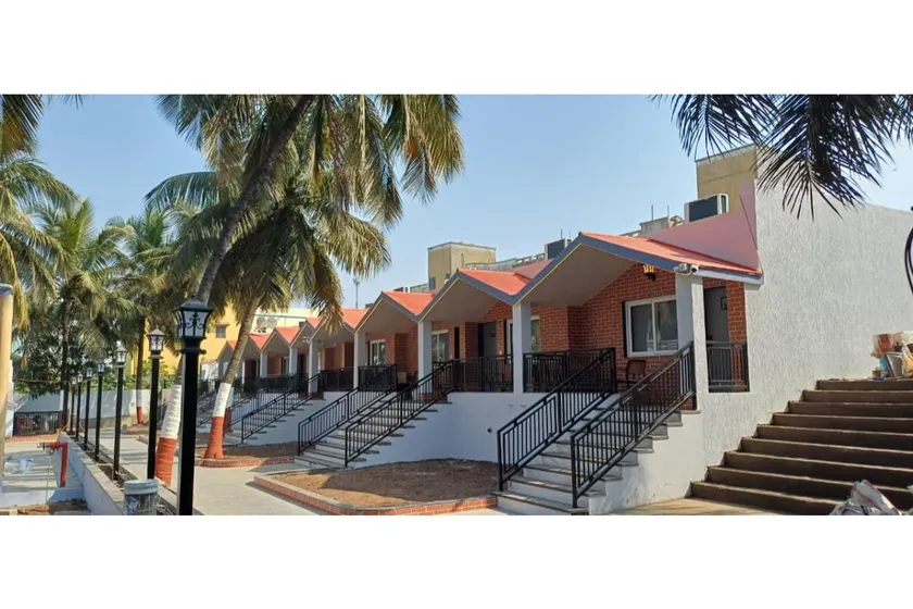 Hotel Hemal Garden - Image 1