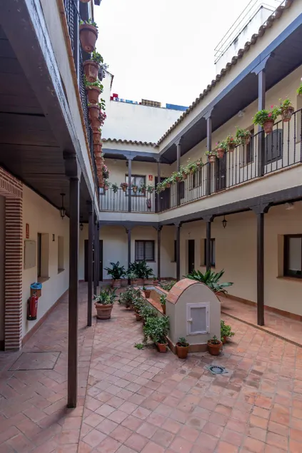 Lumbreras Deluxe Suites - Image 1