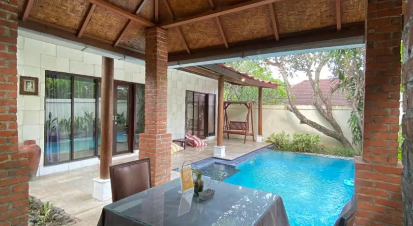 One BedRoom Villa with Private Pool near DPS Airport - Image 1