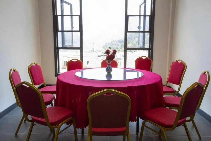 Yunqi Jingsu Hotel - Image 1