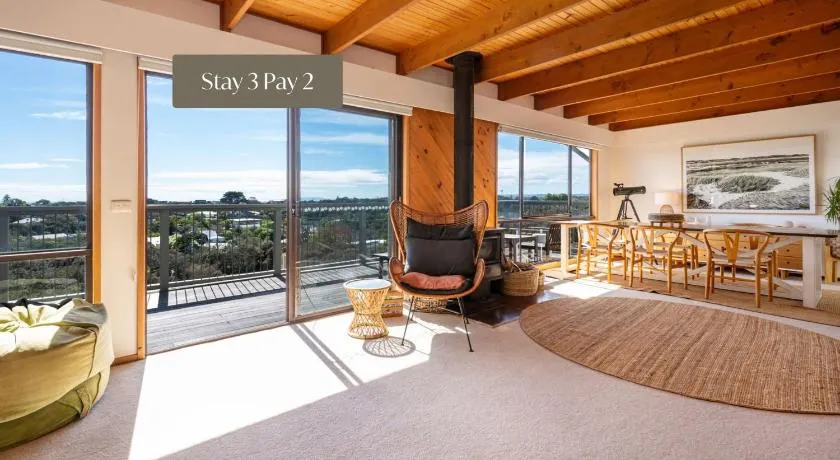 Koonya Treetops with Cedar Spa - Image 1