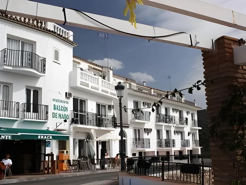 Apartamentos Balcón de Maro - Image 1