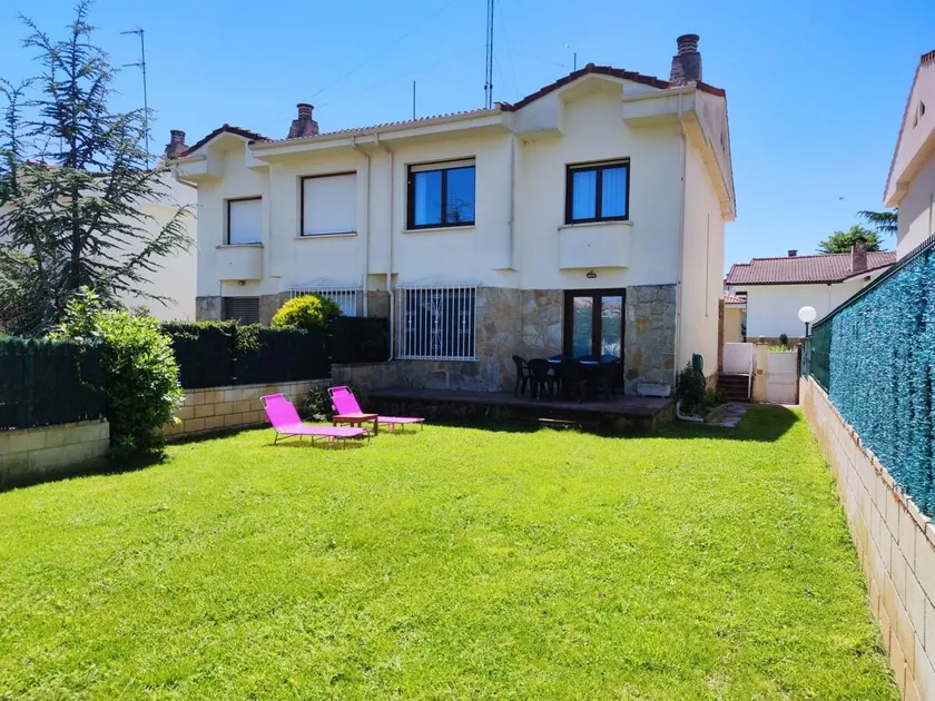 Chalet con Piscina, jardin, txoko y wifi - Image 1