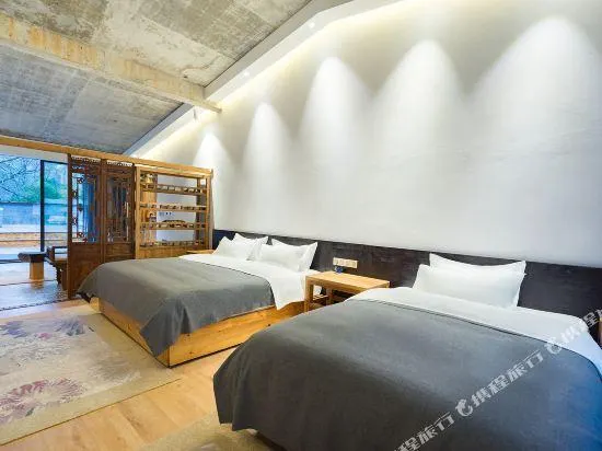 Siming Jingshe Hotel - Image 1