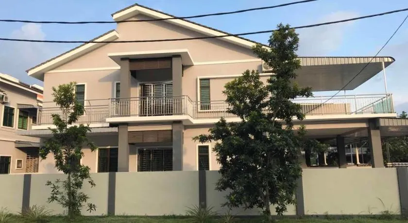 Family Homestay - Image 1
