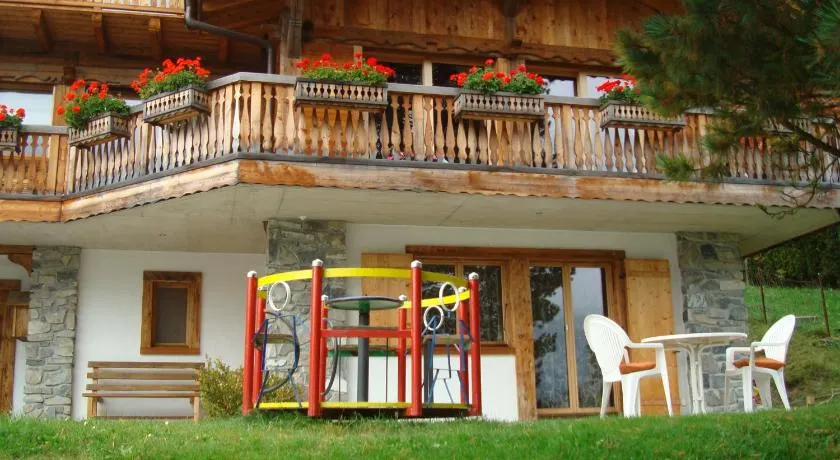 Chalet Hestia - Image 1
