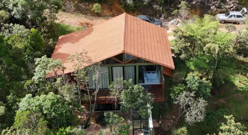 Chalé Caminho das Pedras- Cachoeira Privativa - Image 1