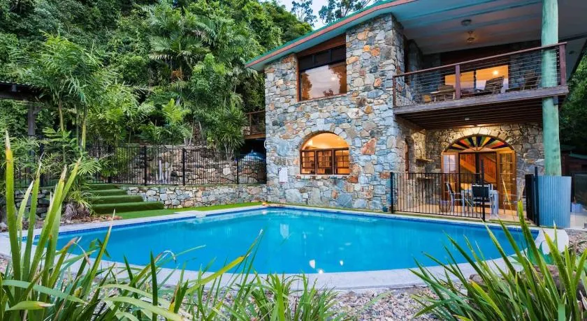 Private Stone House - Image 1