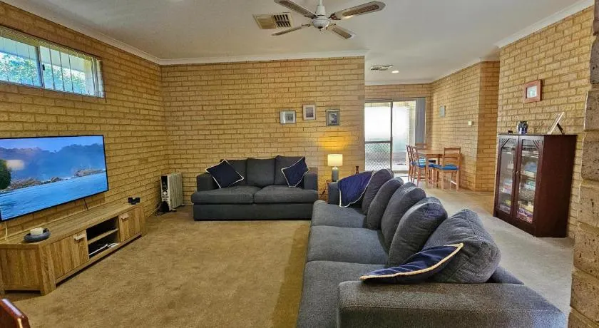 Mbale - Kalbarri, WA - Image 1