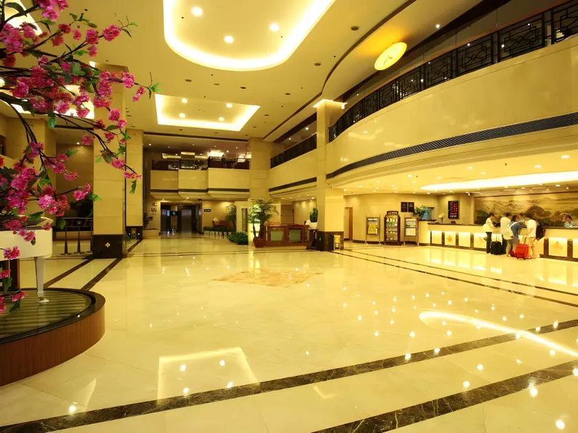 Zhejiang Railway Hotel - Image 1
