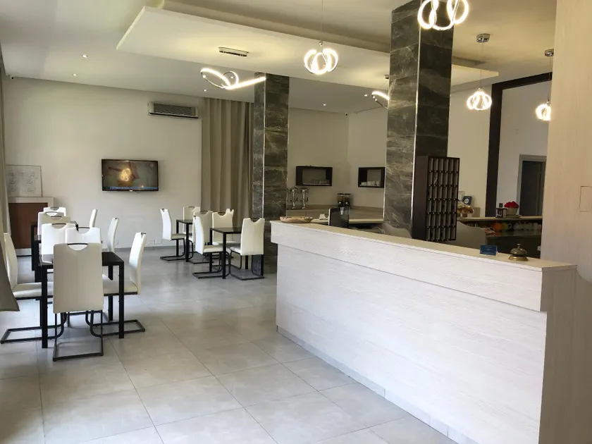 Hotel Frejus - Image 1