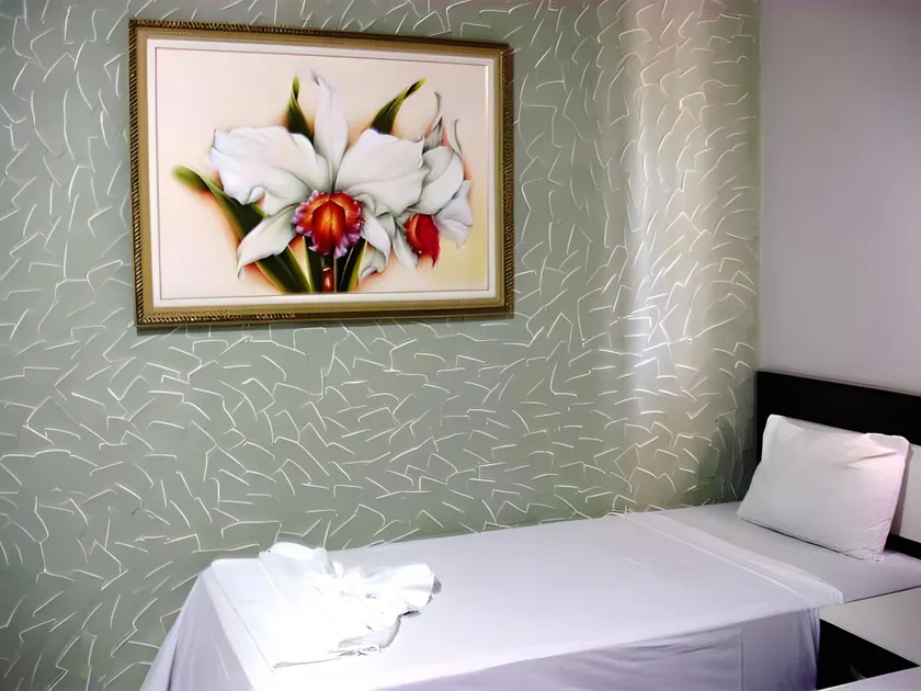 Carvalho's Hotel - Image 1