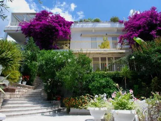Sun Rose Apartments Sveti Stefan - Image 1