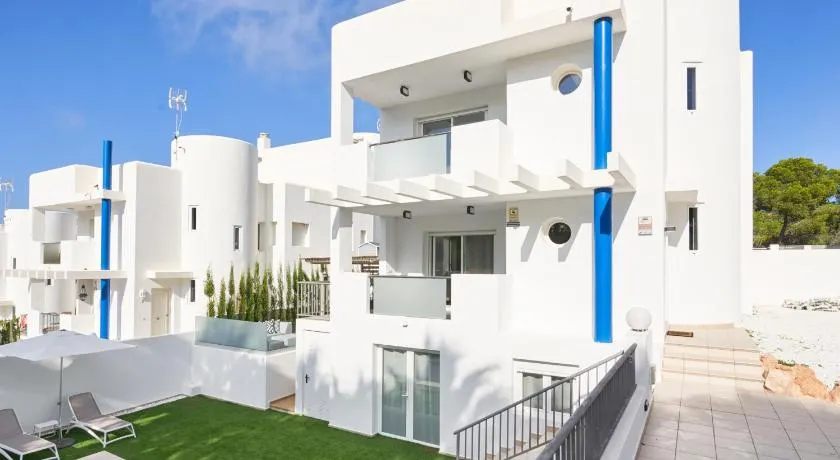 Casa Bianca - Image 1