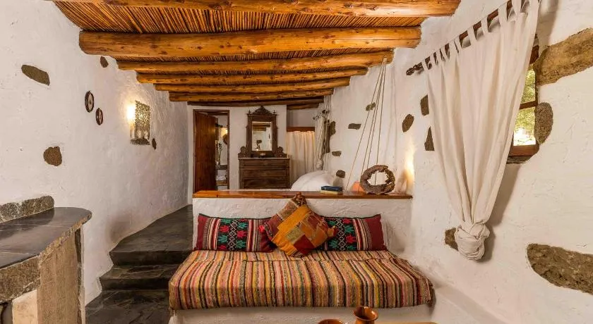 Natura cottages - Image 1
