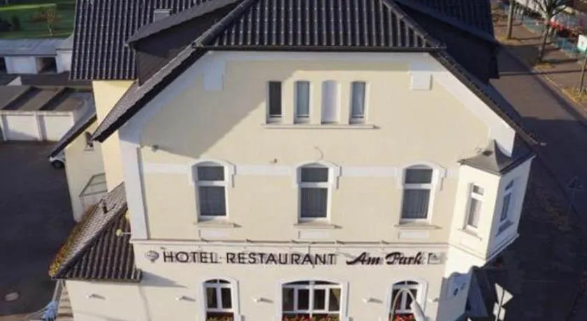 Hotel Restaurant Am Park - Image 1