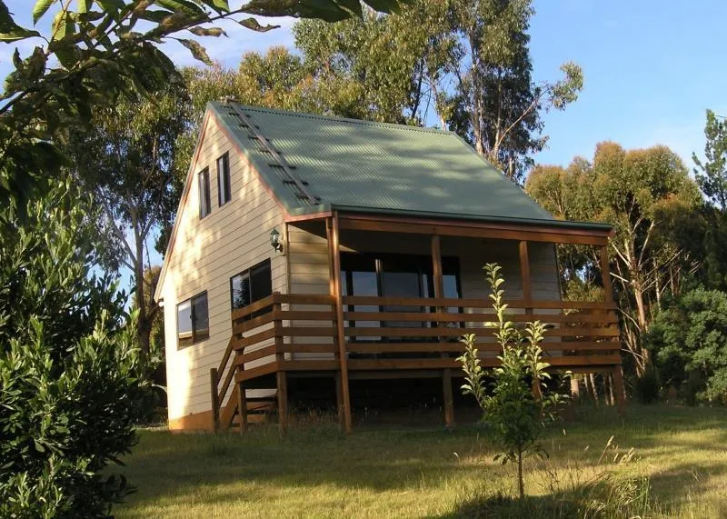 Carinya Park - Image 1