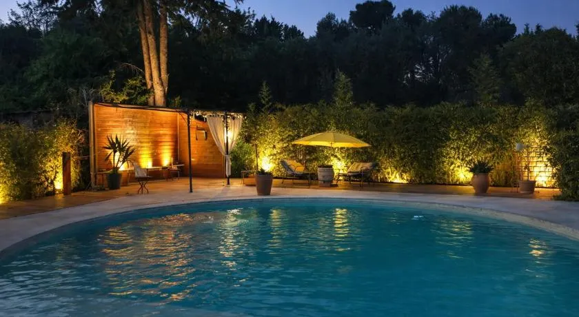 Superbe Villa Piscine Jardin proche Aix - Image 1