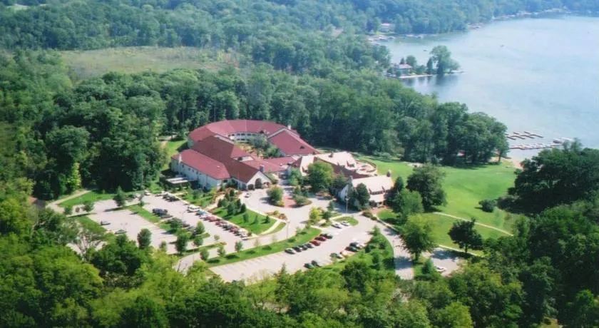 Potawatomi Inn & Cabins - Image 1