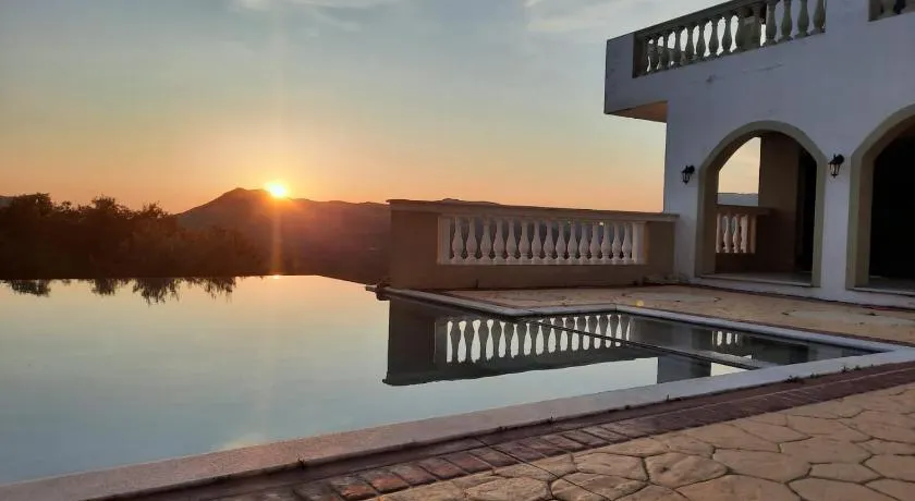 Olive Villa - Image 1