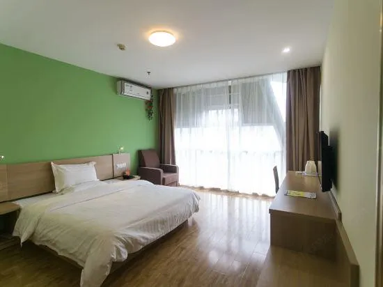 Yizhi Holiday Chain Hotel (Kunshan Hexing Road Huamao International Auto City) - Image 1