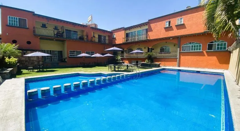 Hotel Cabañas Santa Cruz - Image 1