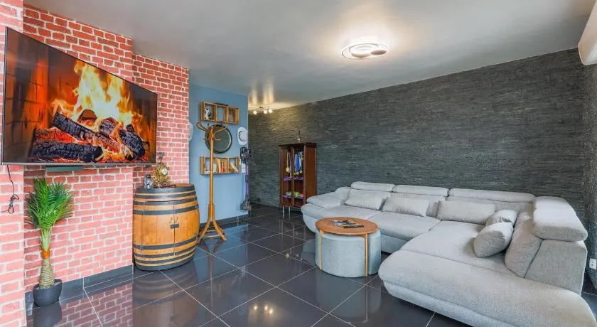 Duplex moderne, salle de sport et parking inclus pour 6 personnes - Image 1