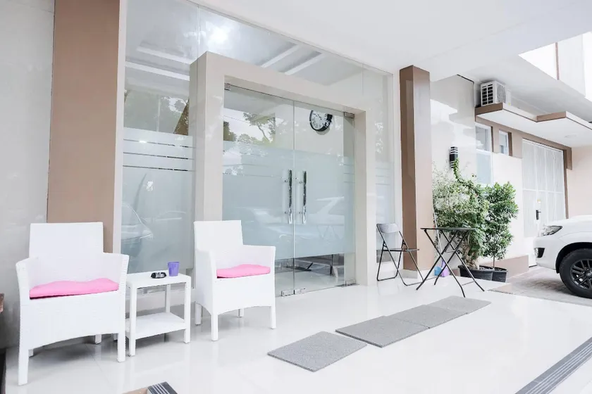 RedDoorz Plus at Permata Guesthouse Lampung - Image 1