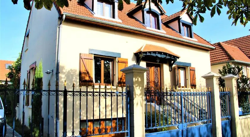 Flat appartement 7 min from Paris Orly - Image 1