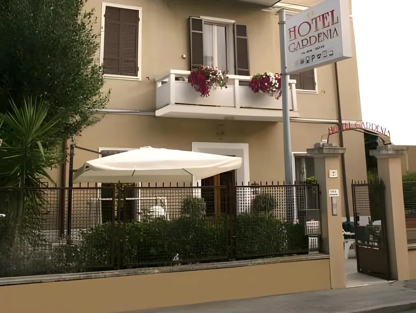 Hotel Gardenia - Image 1