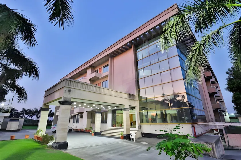 Biznotel by Pride Bharuch - Image 1