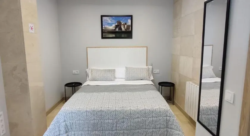 HABITACION CON HERMOSAS VISTAS A BILBAO - Image 1
