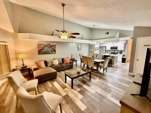 Grand Superior Condo Apartment Near Disney Parks #1 - Image 1