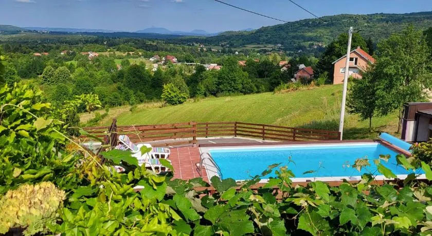 Vila Lisina - Image 1