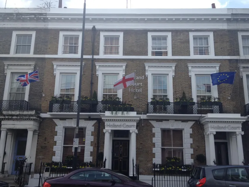 Holland Court Hotel - Image 1