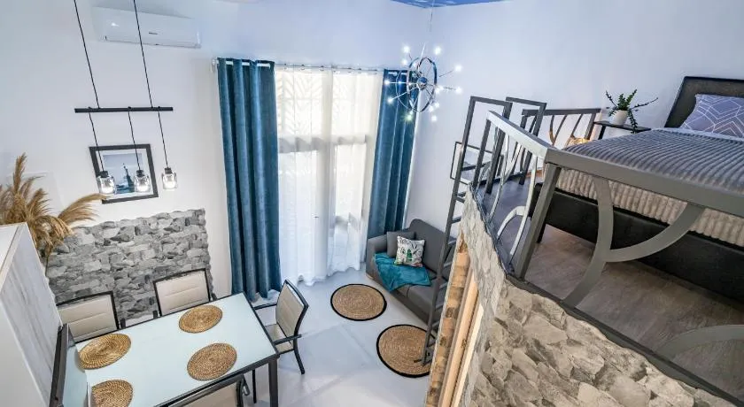 Exquisite studio apartment with an original design - Image 1
