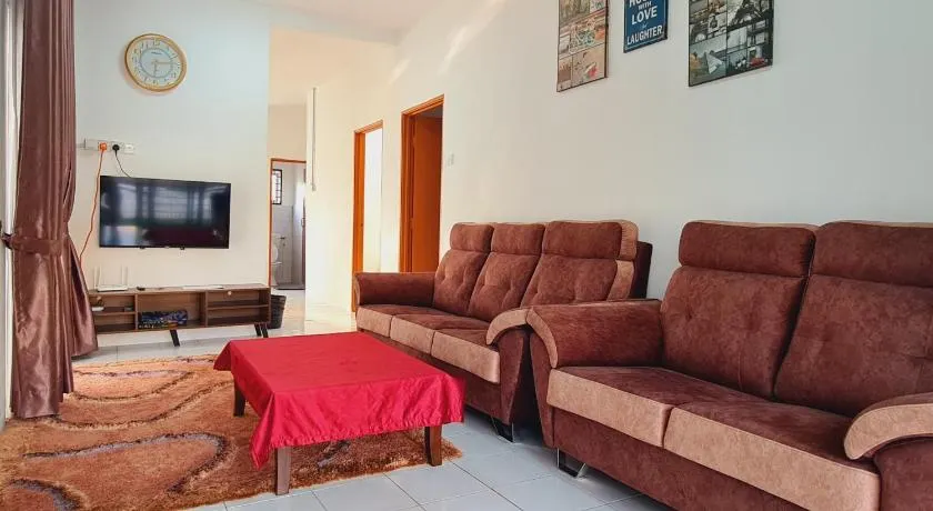 Anjung KLIA House 72 With Neflix - Image 1