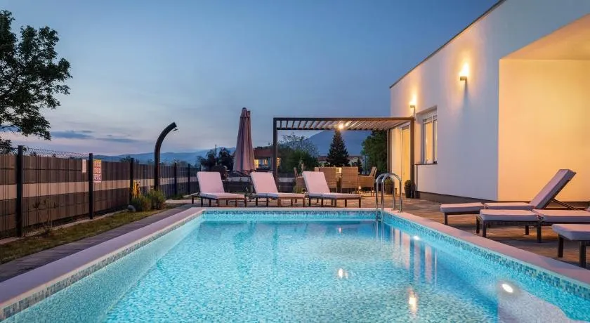 Villa Blue Lagoon - Private Pool and Whirlpool - Image 1