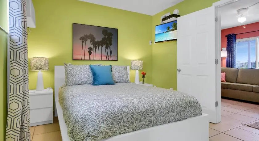 The Beach House - Treasure Island - Image 1