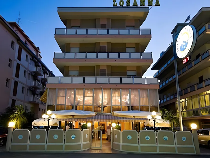 Hotel Losanna Cervia - Image 1