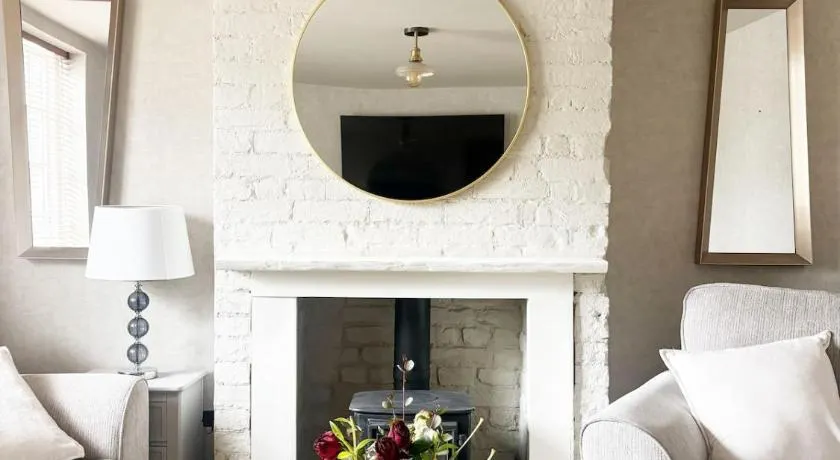 Modern Cottage in Needham Market - Image 1
