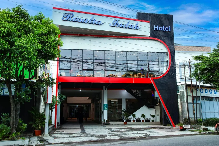 Rosalia Indah Hotel - Image 1