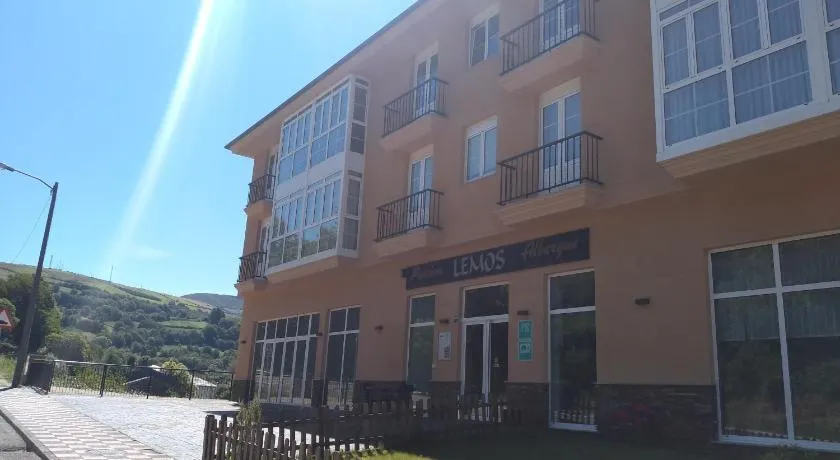 Pensión Lemos - Image 1